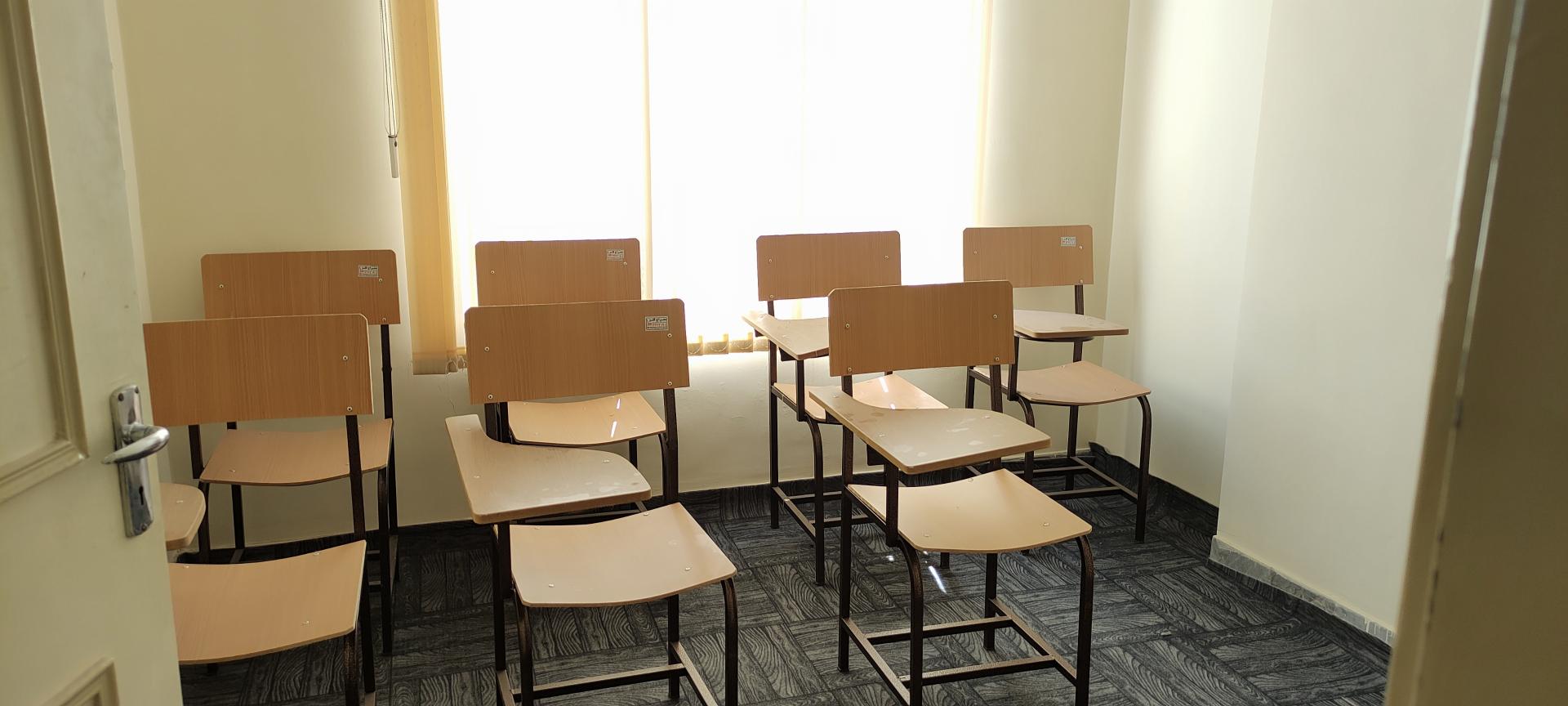 عکس آموزشگاه فنی و حرفه ای آزاد آوید