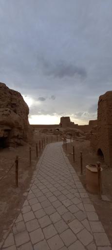 عکس نارین قلعه میبد