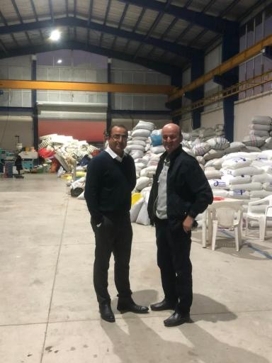 عکس شرکت الیکا دامون 