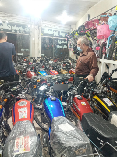 عکس نمایشگاه موتورسیکلت و دوچرخه همایونی