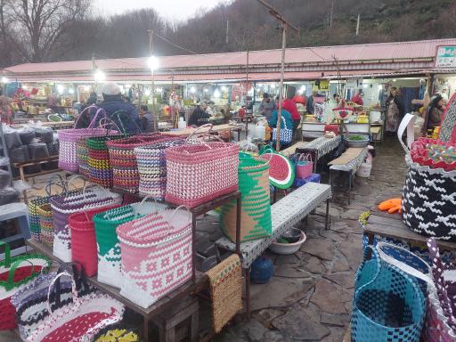 عکس بازارچه محلی ملاط