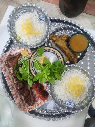 عکس باغ رستوران اذربایجان