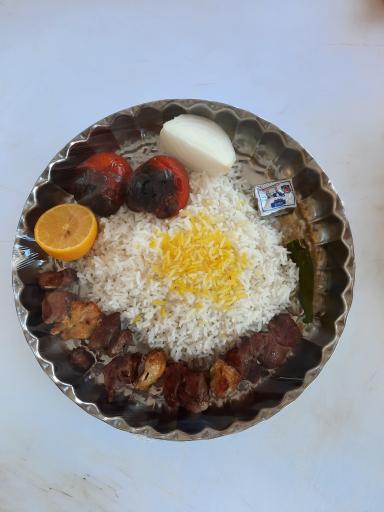 عکس باغ رستوران اذربایجان