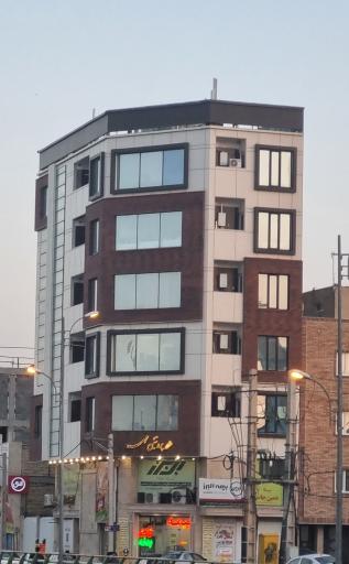 عکس ساختمان اداری یاسین