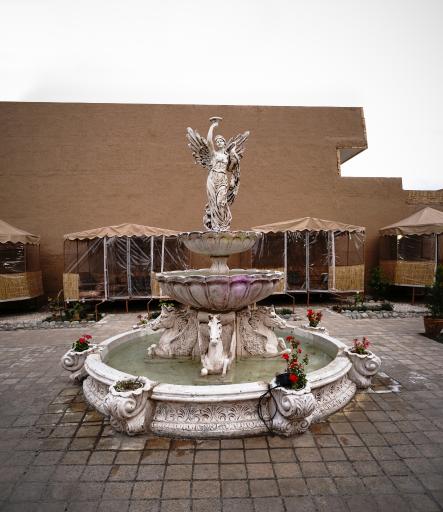 عکس کافه رستوران دوستان