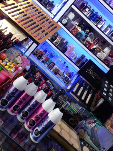 عکس آرایشی آریس