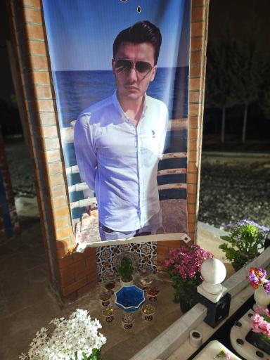 عکس مزار محمد طاها طالبی