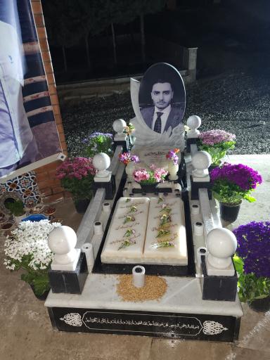 عکس مزار محمد طاها طالبی