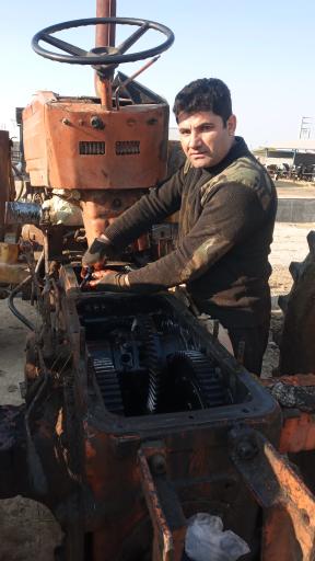 عکس تعمیرگاه تراکتور رضایی صداقت