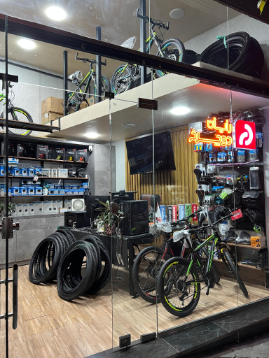 عکس فروشگاه اینترنتی رایان دوچرخ