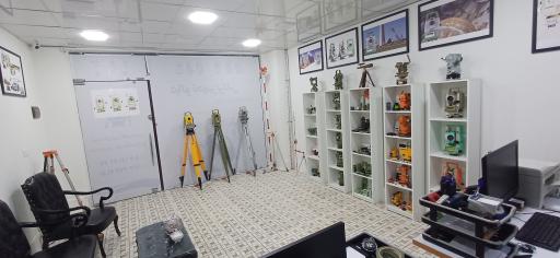 عکس تجهیزات نقشه برداری دیاکو تجهیز پرگاس