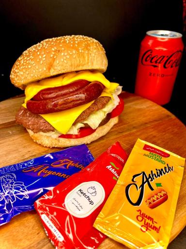 عکس پیتزا پانیذ شعبه میدان علیخانی