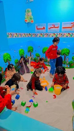 عکس خانه بازی آبنباتی ها