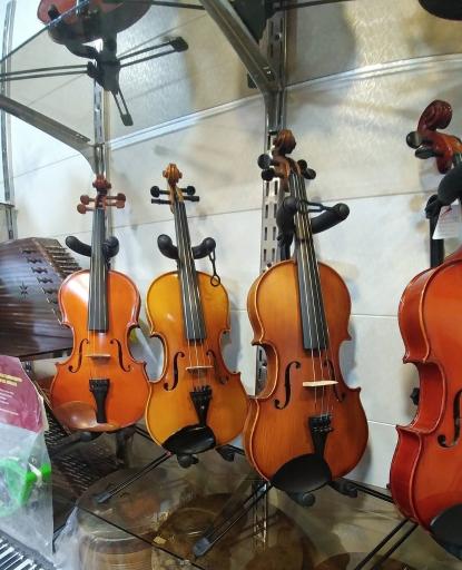 فروشگاه موسیقی شیوا 