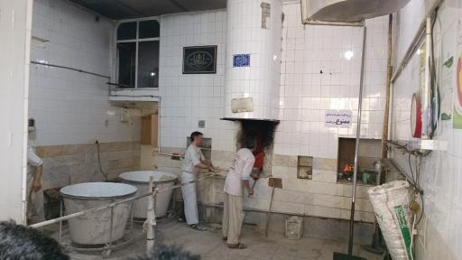 عکس نانوایی سنگک