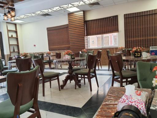 عکس رستوران و کافه باغ گیاه‌شناسی 