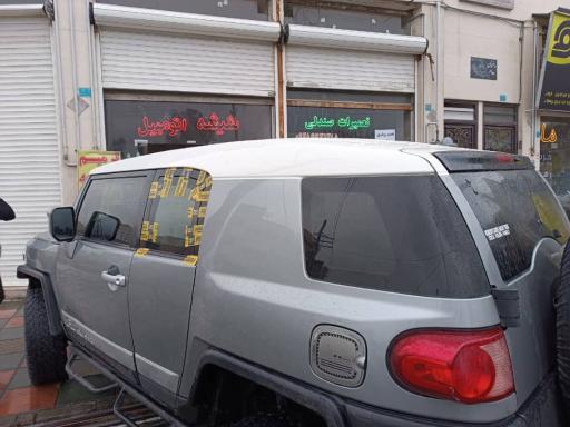 عکس شیشه اتومبیل داریوش (شعبه2)