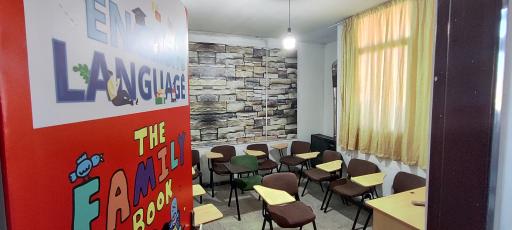 آکادمی زبانهای خارجه هیراد