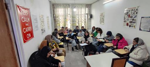 عکس آکادمی زبانهای خارجه هیراد