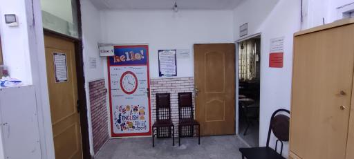 آکادمی زبانهای خارجه هیراد