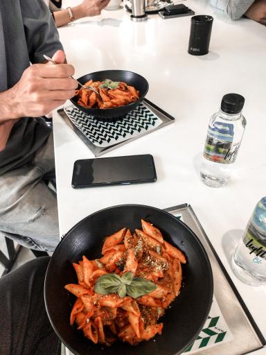 عکس کافه وریا