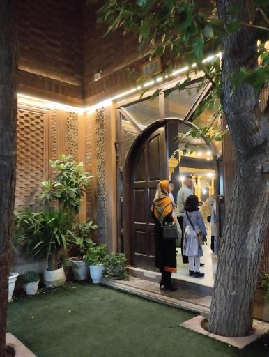 عکس تالار پذیرایی باغ کاظمی