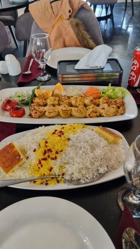 عکس رستوران راستین شاندیز