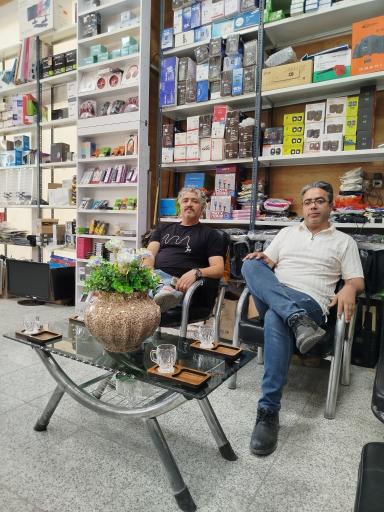 عکس مرکز کامپیوتر و کالای دیجیتال فراپرداز