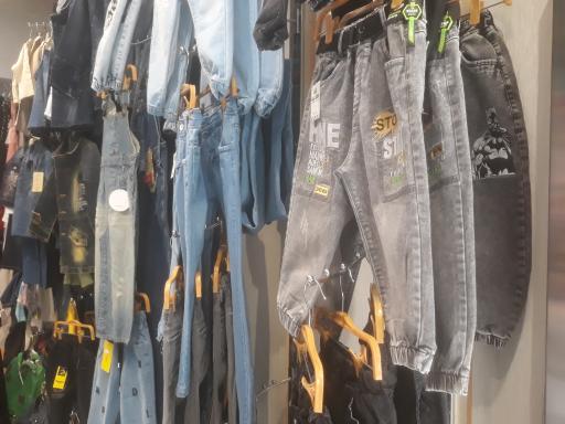 عکس پوشاک دیبا تن