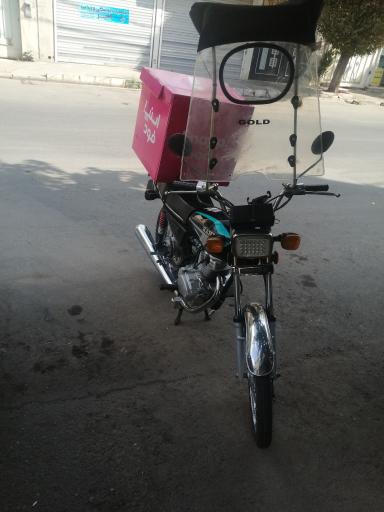 عکس پیک موتوری پیشتاز