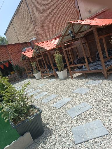 عکس سفره خانه سنتی برکه 