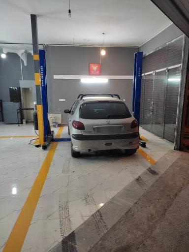 عکس تعمیرات کیاموتور