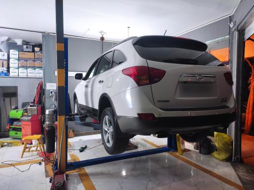 تعمیرگاه کیا موتور