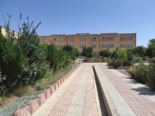 عکس دانشکده فنی و حرفه ای بروجن