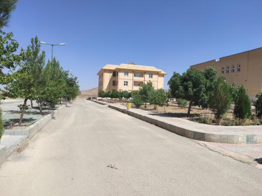 عکس دانشکده فنی و حرفه ای بروجن