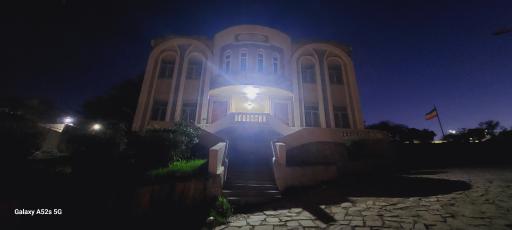 عکس کتابخانه شهدای مدافع حرم اهواز