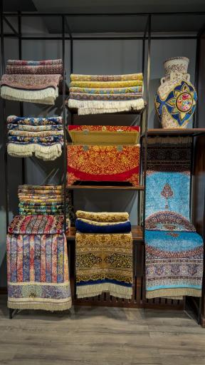 ایوان شمس فرش مهدی زاده (ایوان فرش)