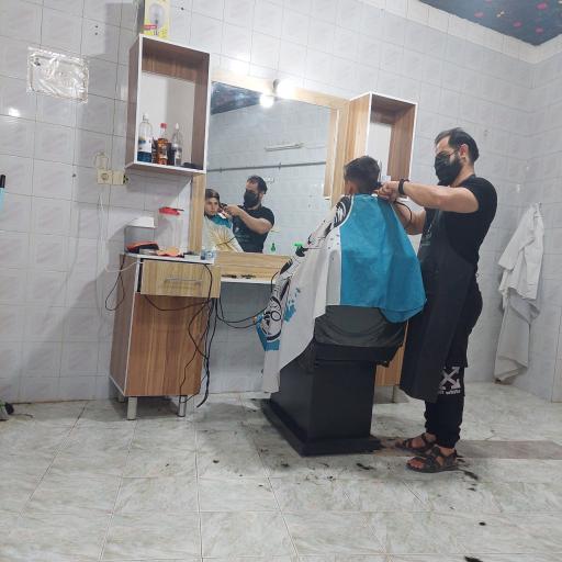 عکس آرایشگاه مردانه مدرن 