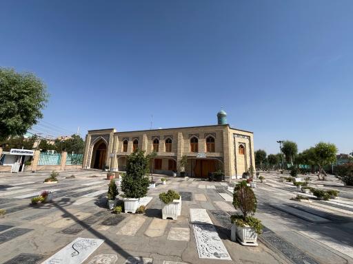 عکس امامزادگان احمد بن قاسم و فاطمه خاتون (ع)