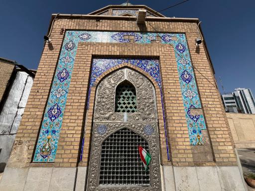 عکس امامزادگان احمد بن قاسم و فاطمه خاتون (ع)
