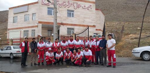 عکس جمعیت هلال احمر شهرستان شازند