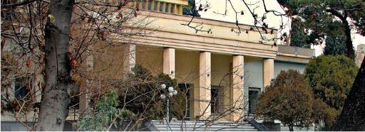 عکس باغ سفارت روسیه