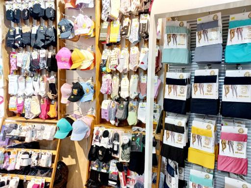 عکس فروشگاه پیرسوک