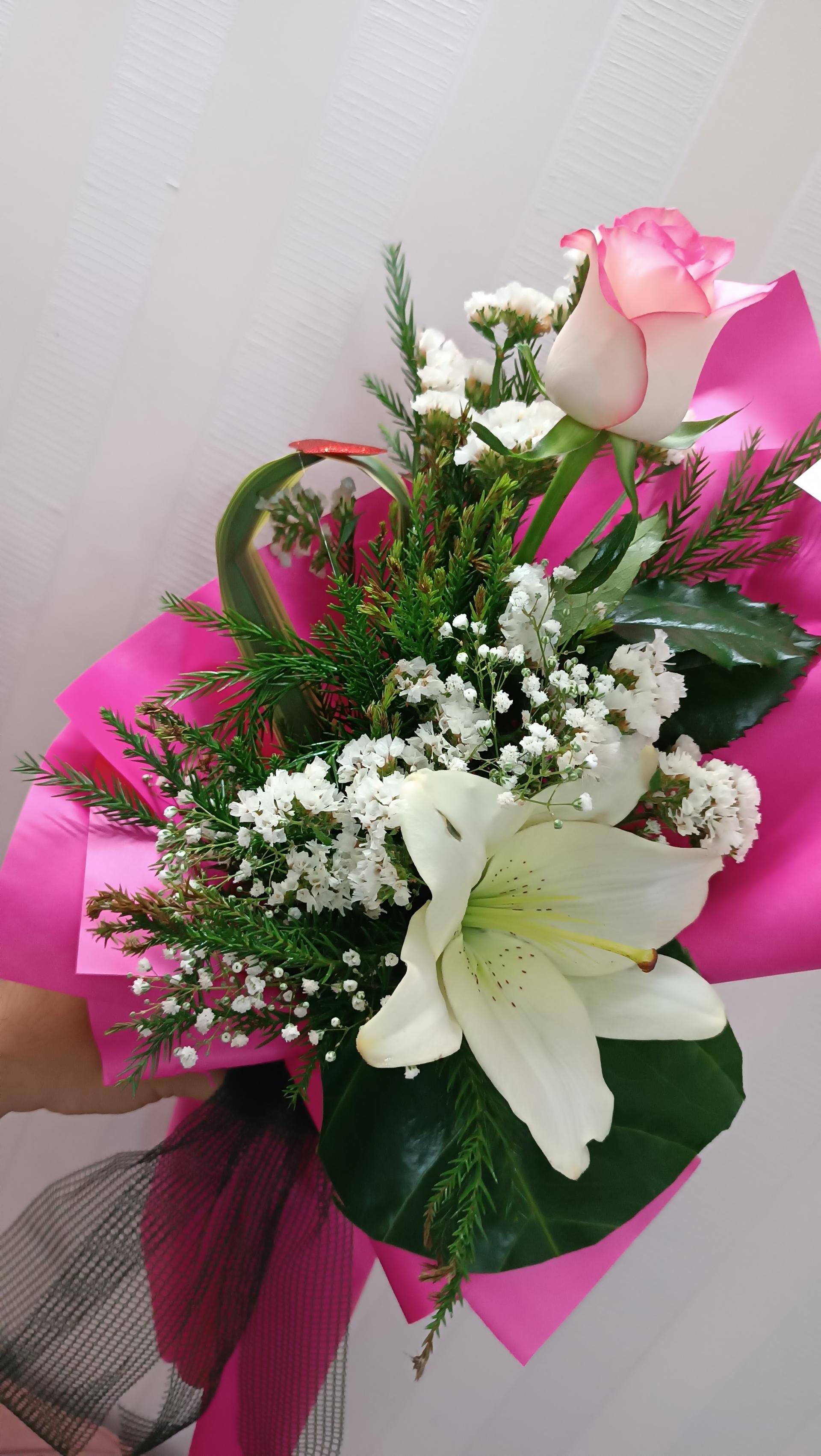 عکس گل فروشی کنتیا