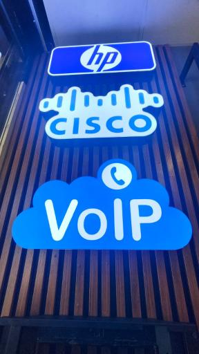 عکس فروشگاه تجهیزات شبکه فن نگار