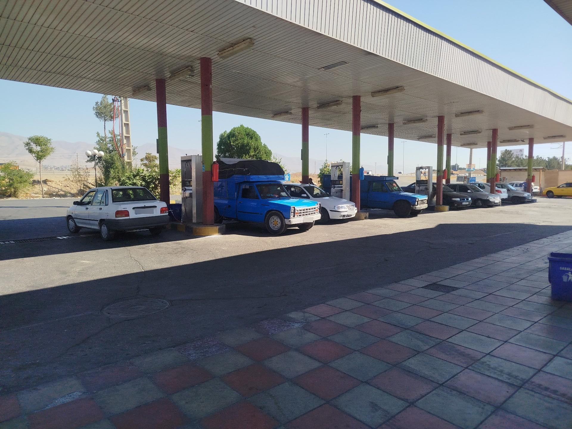 عکس پمپ گاز CNG فدک