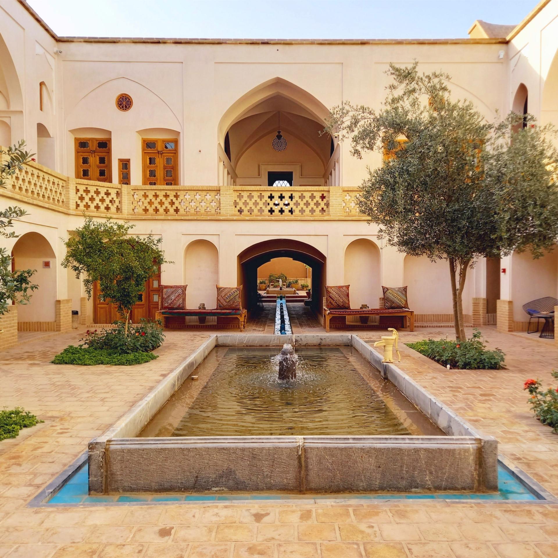 عکس اقامتگاه سنتی سپنج