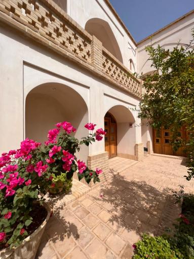 عکس اقامتگاه سنتی سپنج