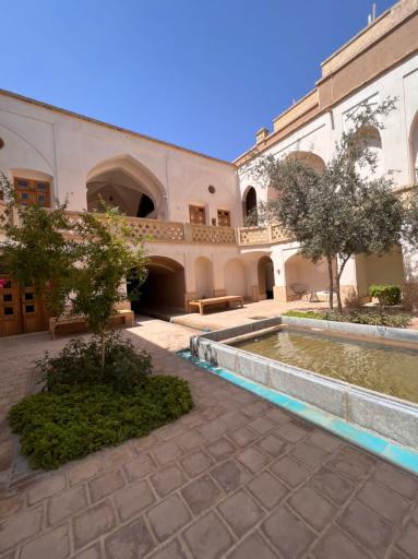 عکس اقامتگاه سنتی سپنج