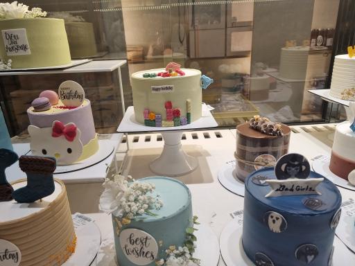 عکس نان سحر ( محله گلستان)